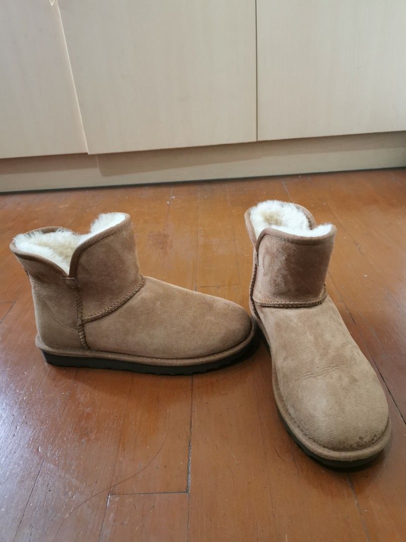Brown fur lined boots