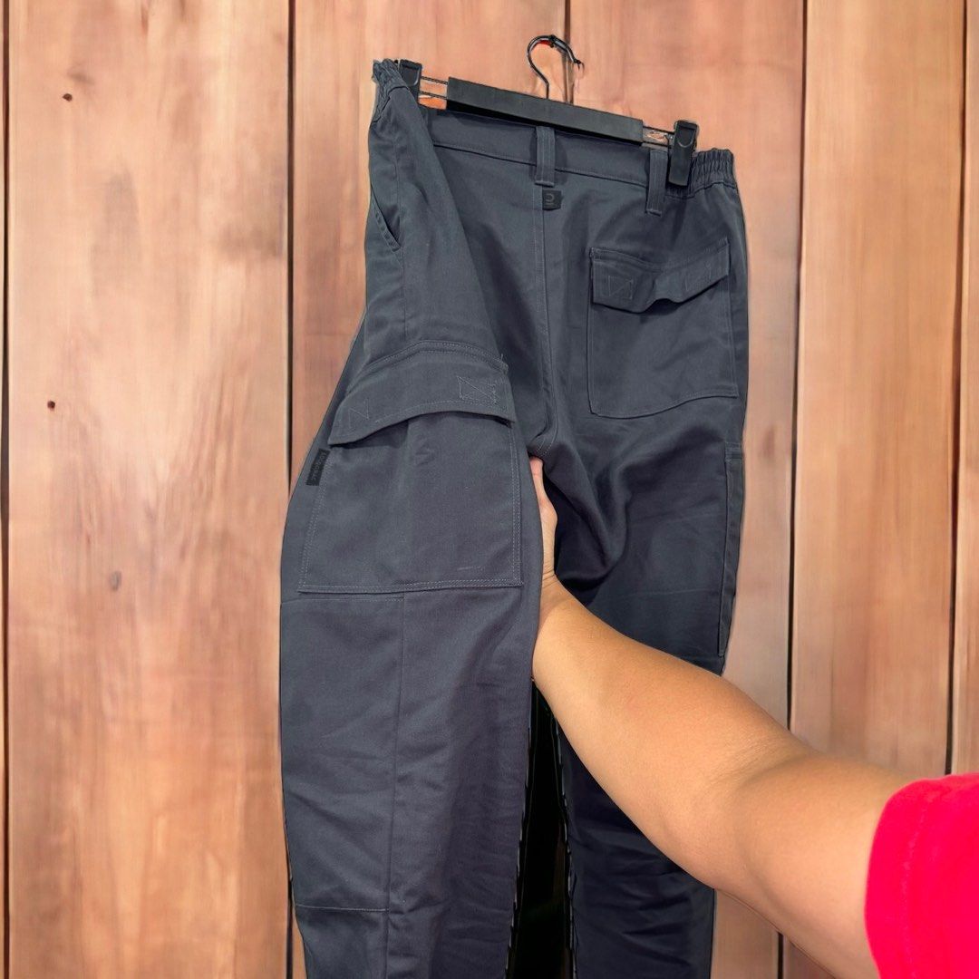 cargo pants decathlon, Men's Fashion, Bottoms, Joggers on Carousell