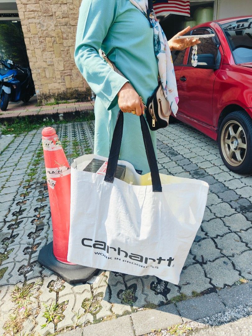 Carhartt shopper clearance