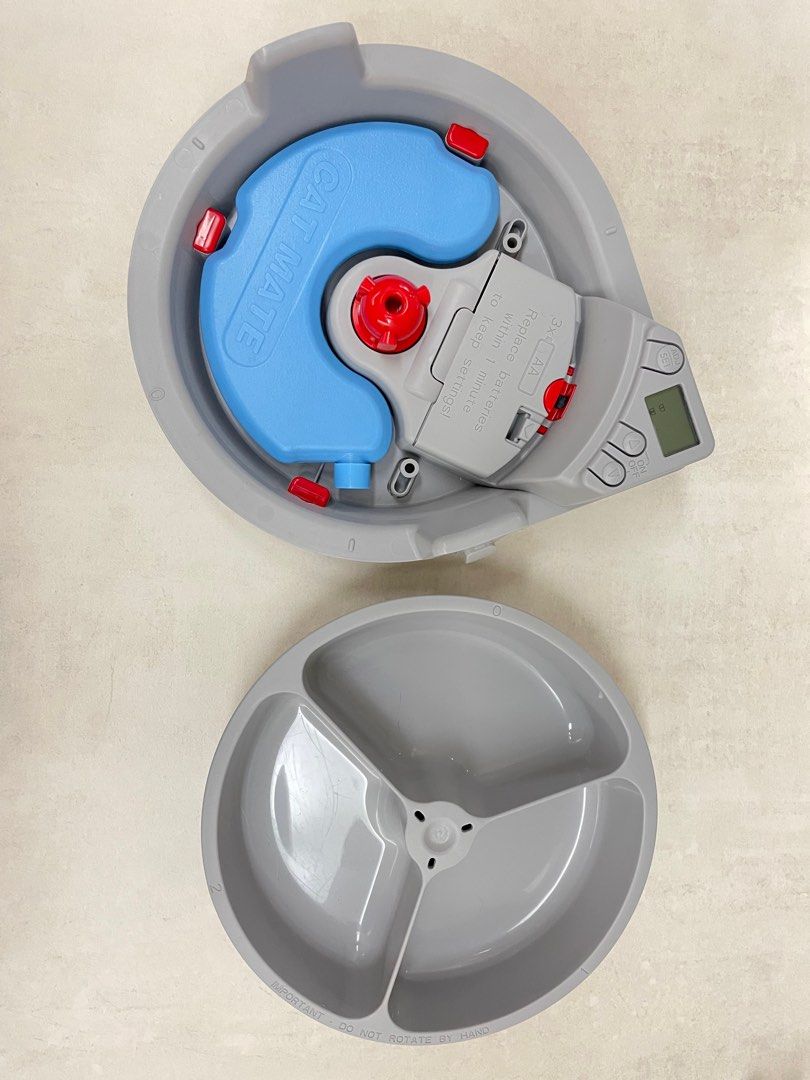 Cat Mate C300 Automatic Pet Feeder with Ice