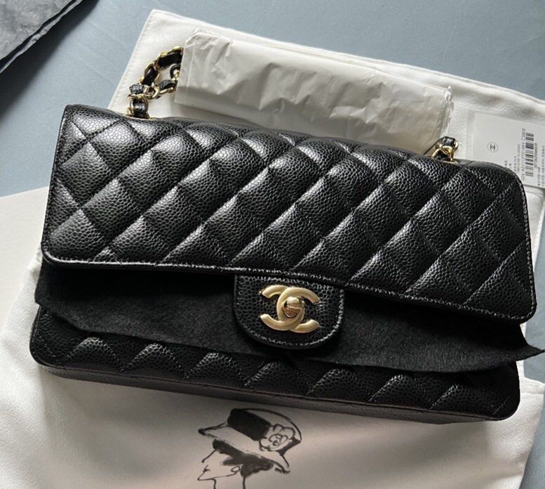 Chanel Double Flap Caviar (Category: Luxury Bags & Wallets) located in Makati City. Submitted by sparks.joy (Listing ID 1269344319, Image 1). Description: Unused condition Series 26 Complete inclusion with receipt Still with plastic films and store tags With entrupy, guaranteed authentic💯 Store price now is at 650k.