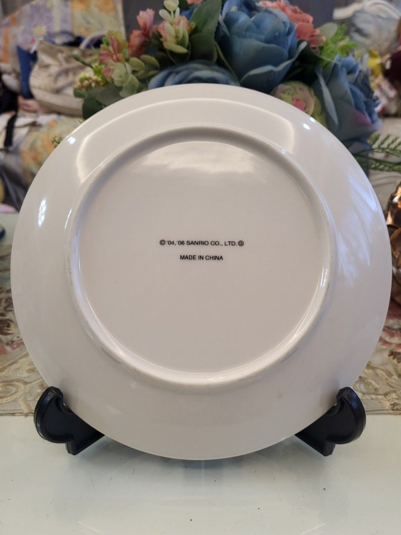 Charmmy Kitty Bowl & Plate Set (Category: Dinnerware & Cutlery) located in San Fernando. Submitted by jpmarketplace2023 (Listing ID 1269391392, Image 3). Description: -Charmmy Kitty bowl & plate set for only PHP400 -Authentic from Japan.