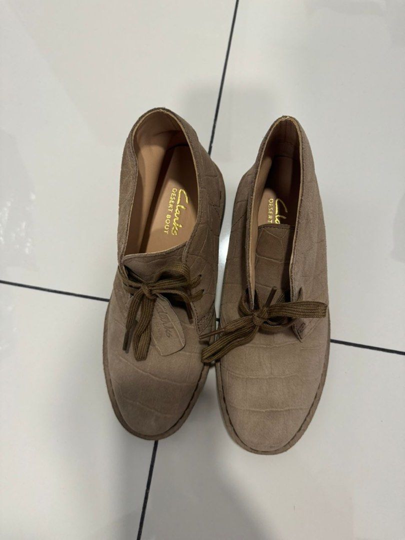 Clarks barrow sale