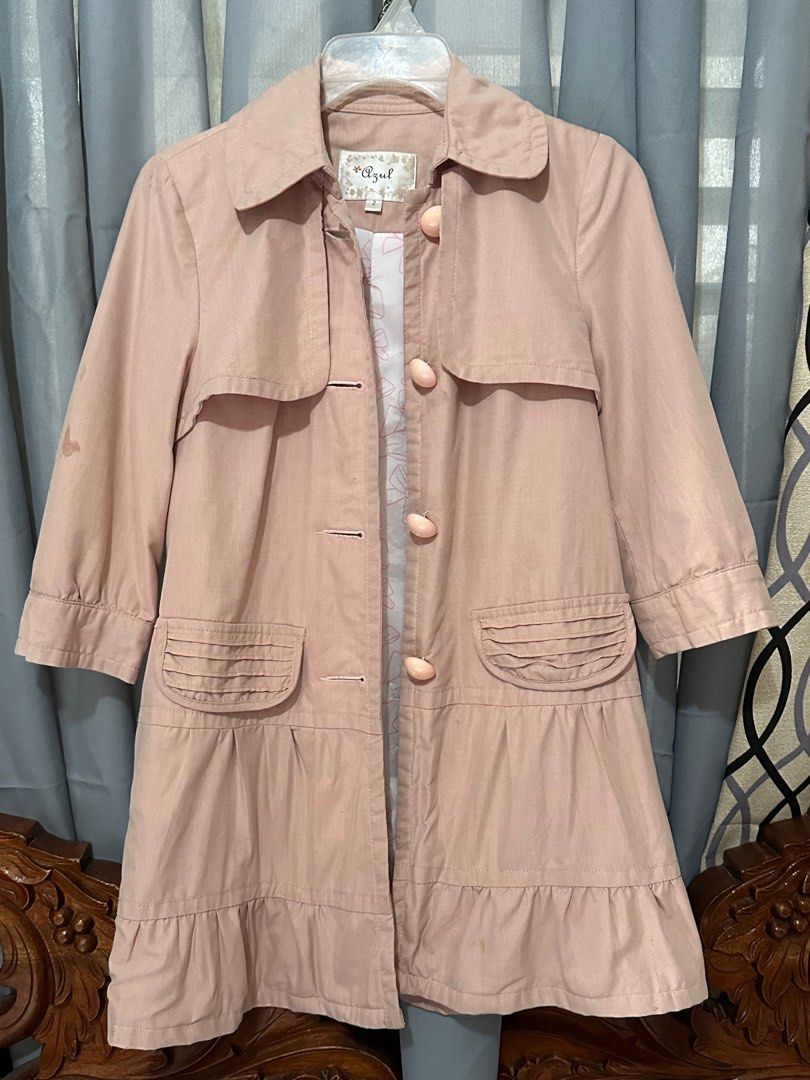 Coats jackets (Category: Coats, Jackets and Outerwear) located in Iloilo. Submitted by krissy10 (Listing ID 1269321540, Image 1). Description: Size xs-s sizes 100 each .