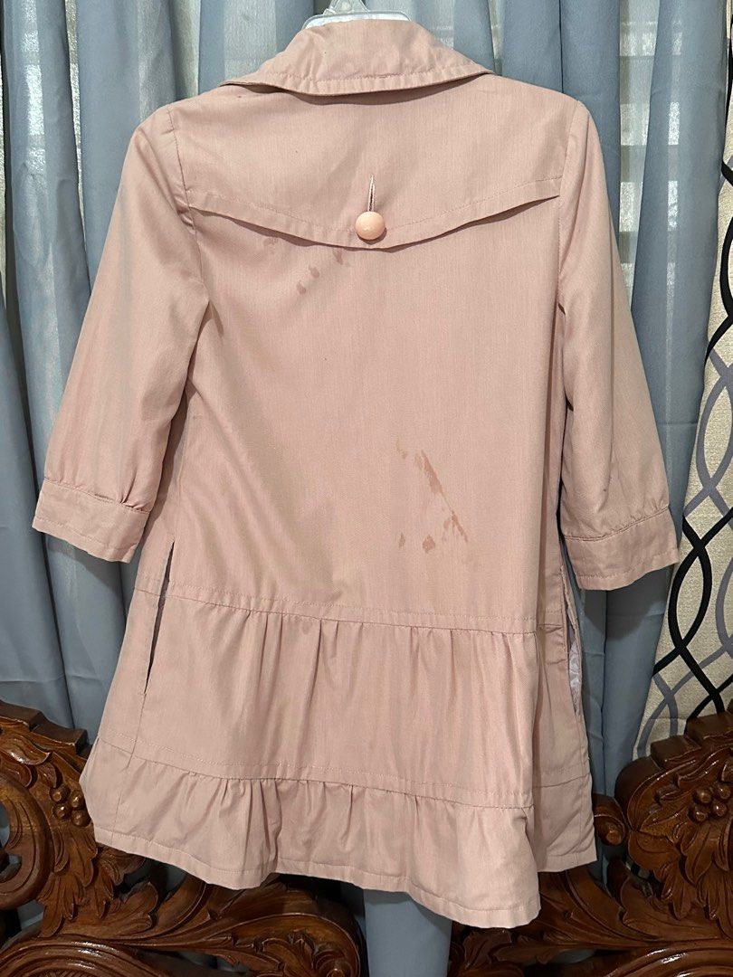 Coats jackets (Category: Coats, Jackets and Outerwear) located in Iloilo. Submitted by krissy10 (Listing ID 1269321540, Image 2). Description: Size xs-s sizes 100 each .