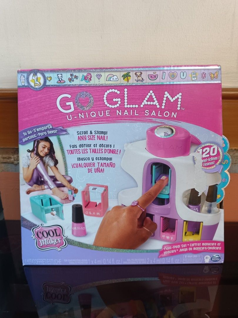 Cool Maker, GO GLAM U-nique Metallic Nail Salon, 200 Icons & Designs, 4  Polishes, Stamper & Dryer, Nail Kit for Girls, Christmas Gifts for Kids