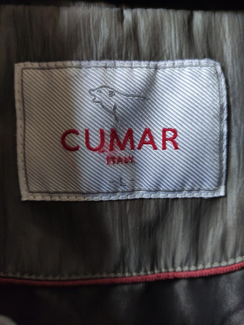 Cumar Jacket (Category: Coats, Jackets and Outerwear) located in Manila. Submitted by odi.xo (Listing ID 1269399140, Image 2). Description: .