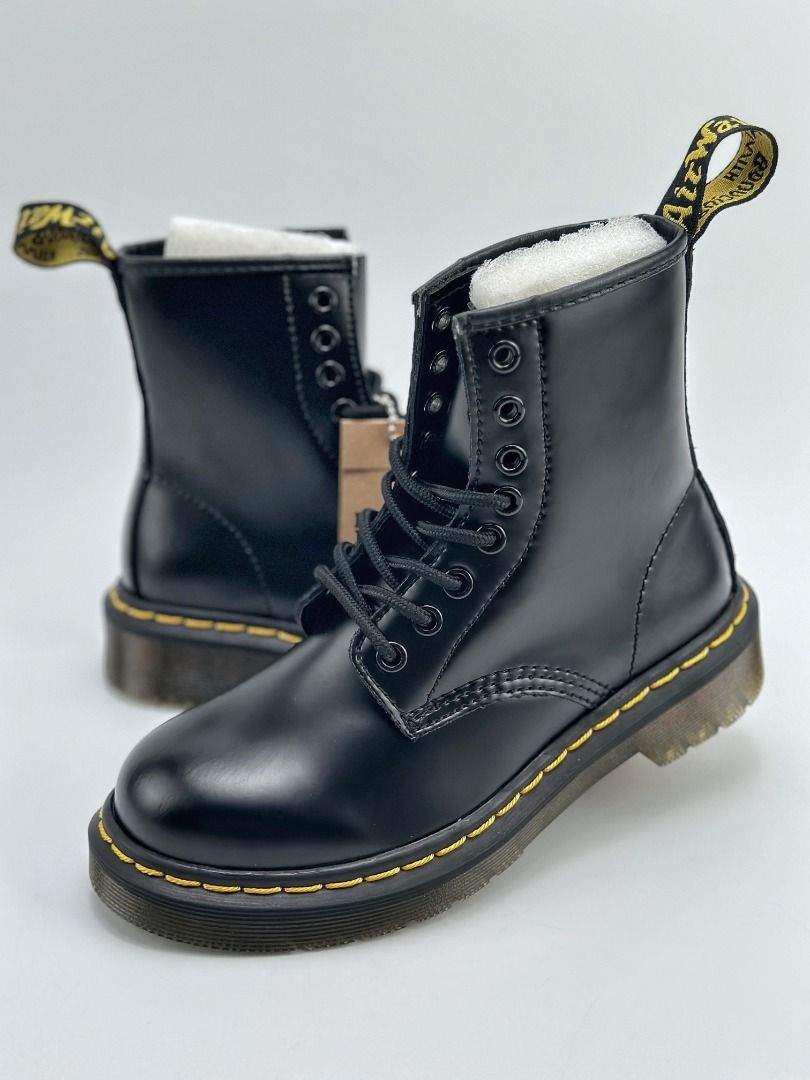 Dr. Martens Jadon 8 Eye Boots