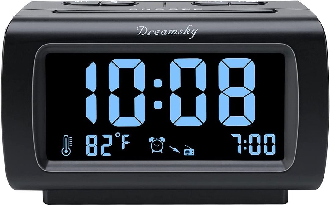 KWANWA Alarm Clock, Digital Clock, 1.2inch Green LED Clock, Adjustable  Brightness, Dim Night Model, 12H/24H, Battery Operated, Wall Mount, Snooze