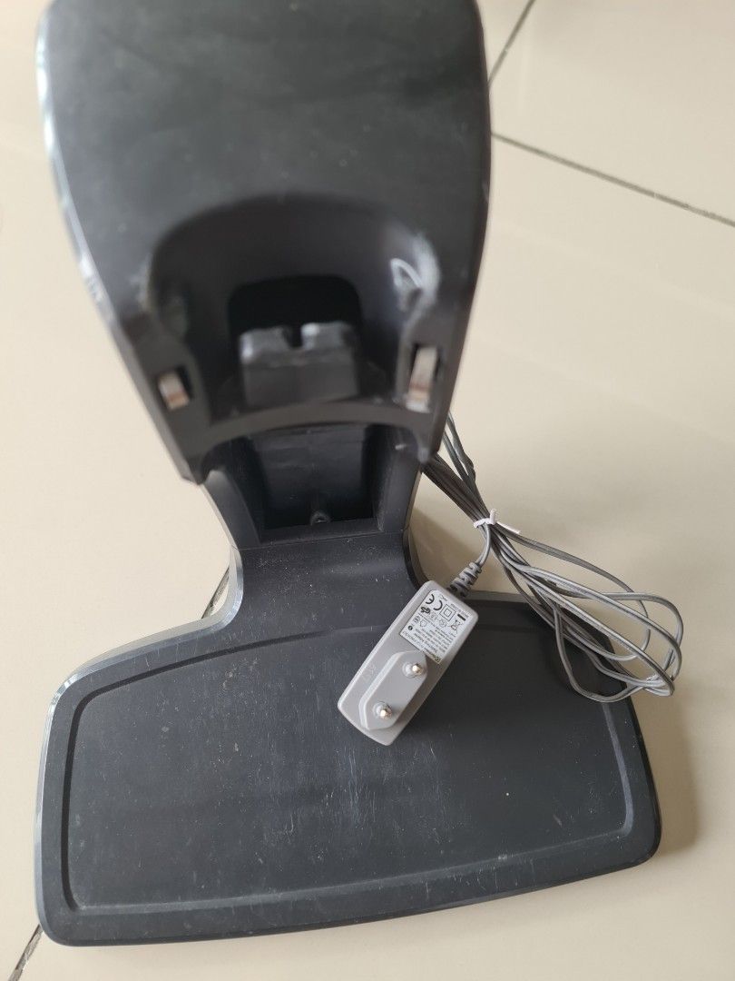 Electrolux Cordless Vacuum Charger, TV & Home Appliances, Electrical