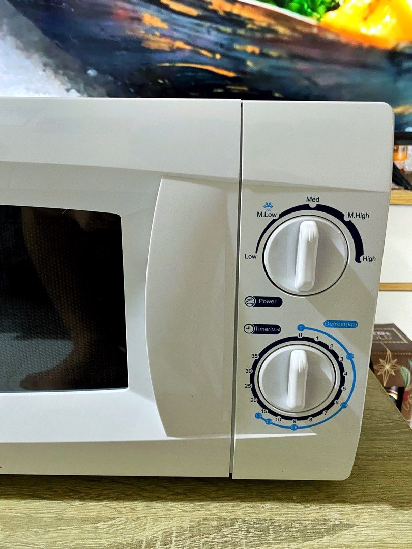 Eureka Microwave Oven EMO 20L (Like new), TV & Home Appliances, Kitchen
