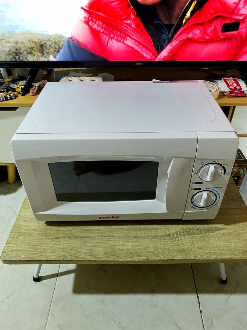 Eureka Microwave Oven EMO 20L (Like new), TV & Home Appliances, Kitchen