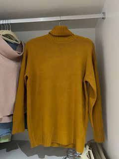 f21 mustard turtleneck sweater
