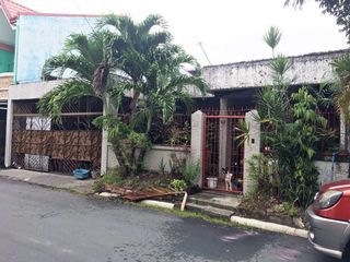 Fixer-Upper House in Parañaque City