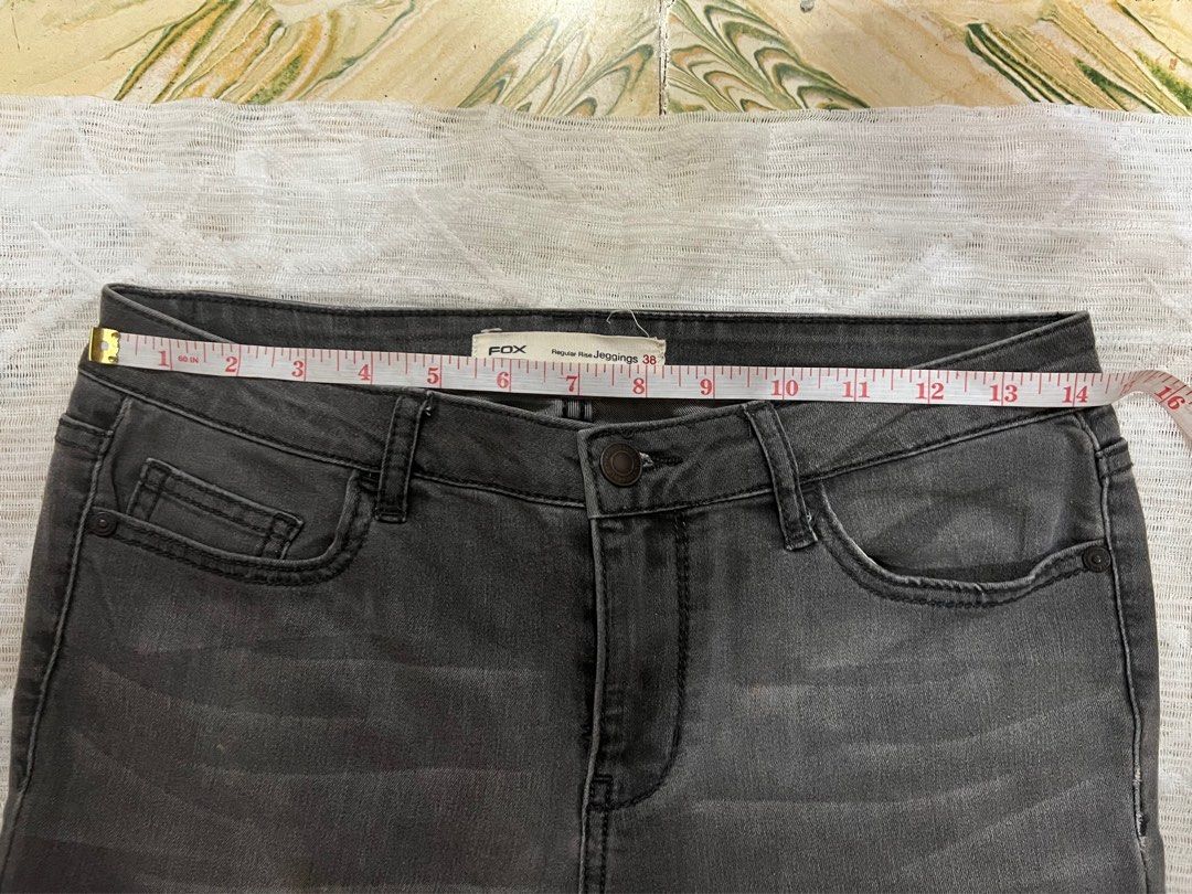 Fox Original Denim gray pants 28inches (Category: Jeans) located in Lipa City. Submitted by out_of_the_closet_of_tinabamba (Listing ID 1269360882, Image 3). Description: Fox jeans regular rise Waist-28inches No issue.