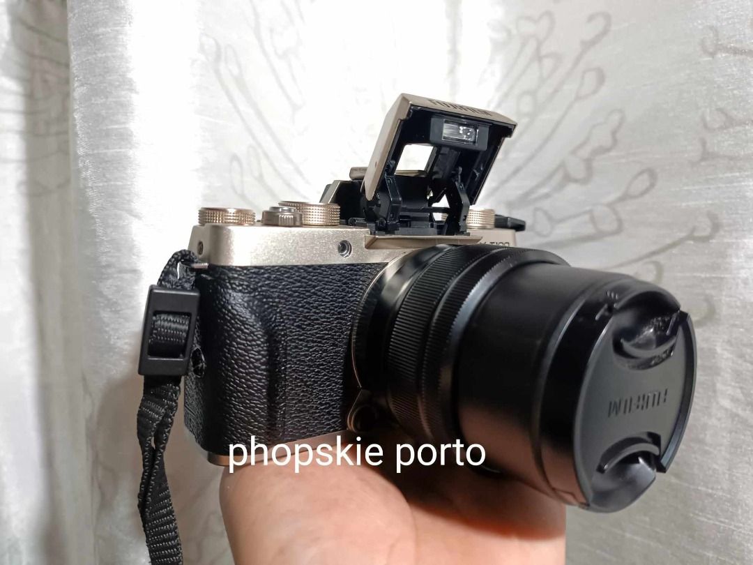 Fujifilm XT100 with kit lens WiFi touch screen 4K video, Photography