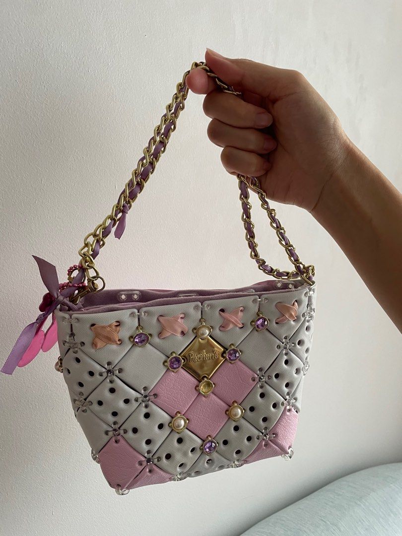 Handbag for 12 year old deals