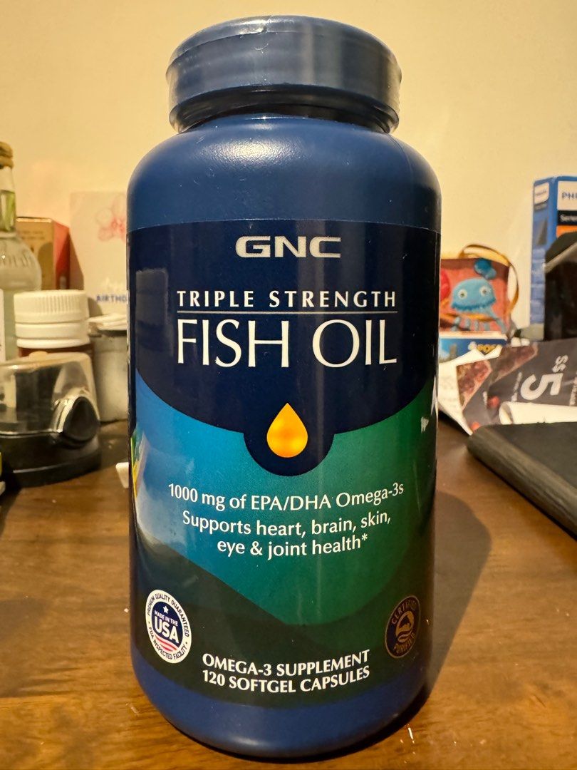 GNC Triple Strength Fish Oil 1000mg of EPA/DHA Omega 3 (120 Softgel