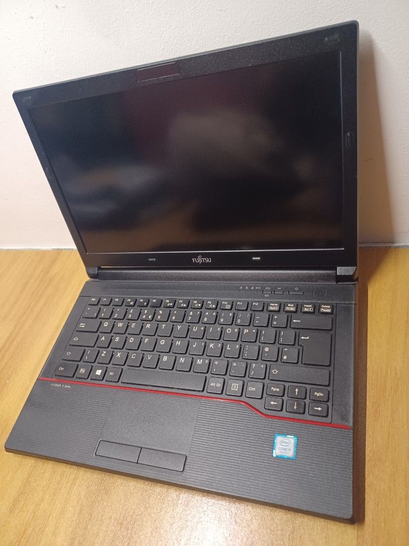 Fujitsu laptop best sale i5 8gb ram