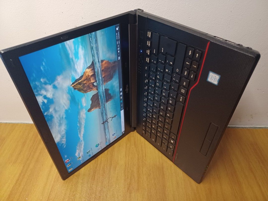 High configuration 1000gb 8gb 14inc Fujitsu laptops intel core i5 processor hdd 1000gb Ram 8gb 7th gen all everything is perfect working conditions