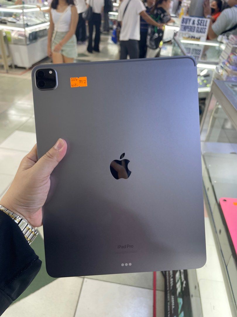 IPAD PRO 12.9 M2 (6TH GENERATION) 256GB WIFI ONLY (Category: iPad) located in Pasig City. Submitted by fairgadgetshop (Listing ID 1269346744, Image 1). Description: OPEN FOR SALE, SWAPPING OR TRADE-IN WE ARE BUYING PRELOVED OR BRANDNEW (EVEN BY BULK) ALL KINDS OF GADGET LAPTOP, IPHONES, ANDROID SMARTPHONES, APPLE WATCH, IPAD ETC. MESSAGE US FOR MORE INFO.✨🧡 (RFS: BUY & SELL) Selling Preloved: IPAD PRO 12.9 M2 (6TH GENERATION) WIFI ONLY NO ISSUE 