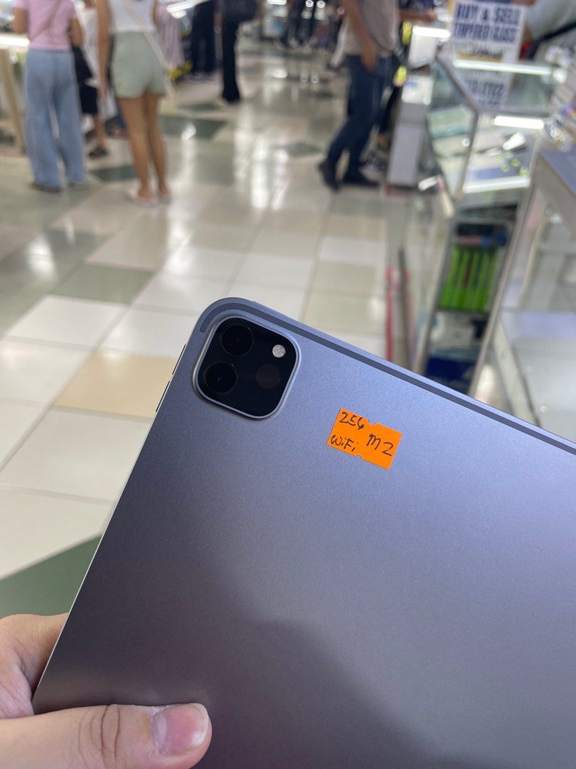 IPAD PRO 12.9 M2 (6TH GENERATION) 256GB WIFI ONLY (Category: iPad) located in Pasig City. Submitted by fairgadgetshop (Listing ID 1269346744, Image 2). Description: OPEN FOR SALE, SWAPPING OR TRADE-IN WE ARE BUYING PRELOVED OR BRANDNEW (EVEN BY BULK) ALL KINDS OF GADGET LAPTOP, IPHONES, ANDROID SMARTPHONES, APPLE WATCH, IPAD ETC. MESSAGE US FOR MORE INFO.✨🧡 (RFS: BUY & SELL) Selling Preloved: IPAD PRO 12.9 M2 (6TH GENERATION) WIFI ONLY NO ISSUE 
