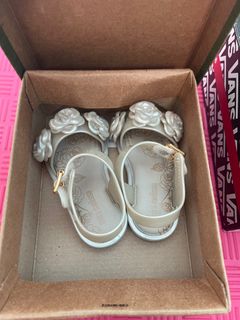 (Category: ) located in . Submitted by shop4dable (Listing ID 1269313044, Image 1). Description: .