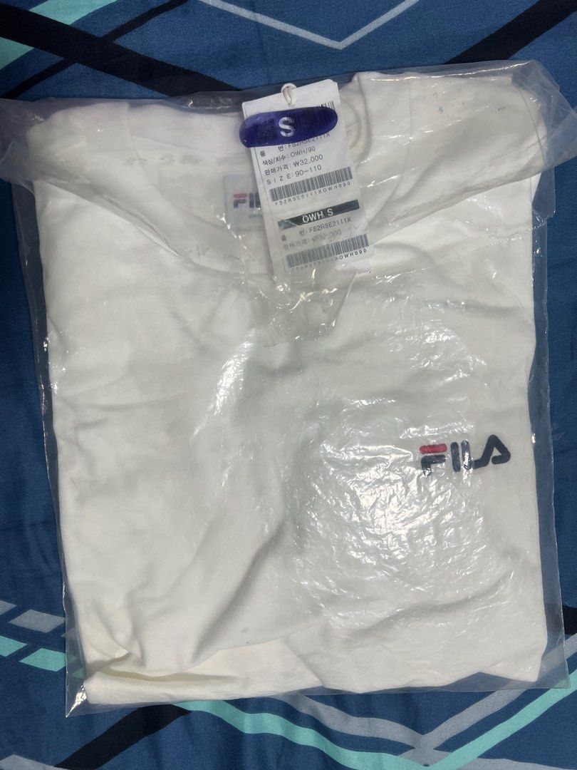 White fila size 4 sale
