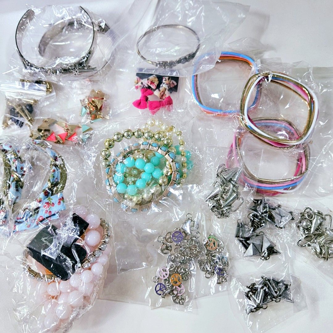 Ladies accessories wholesale necklace bangle bracelet earrings