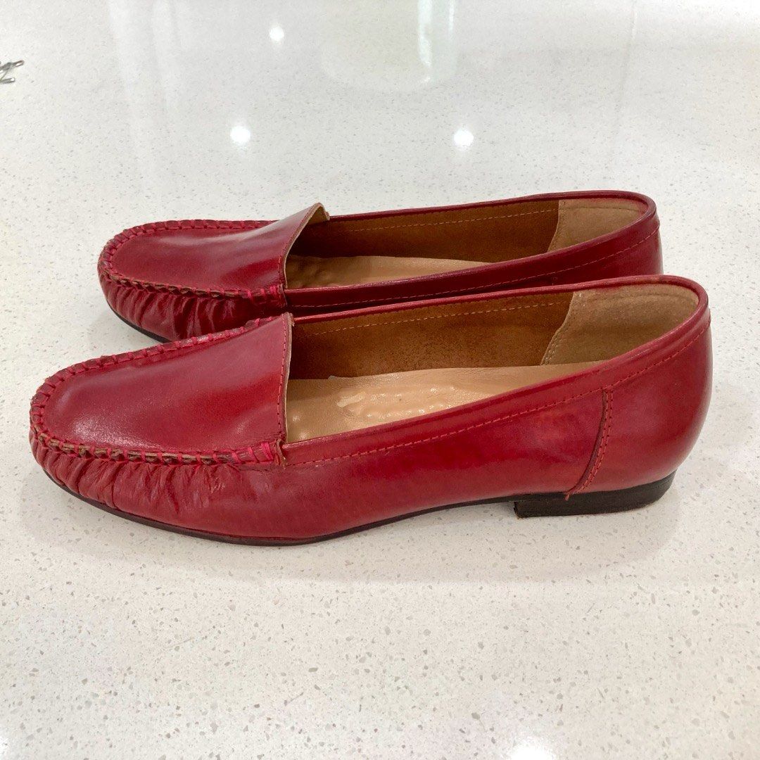 Red patent hotsell leather loafers womens
