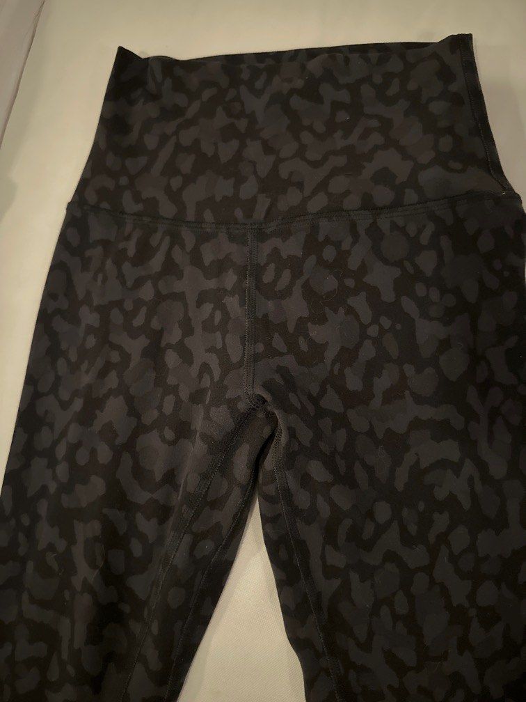 Fast and Free High-Rise 7/8 Tight 24 *Asia Fit, Leopard Camo Deep Coal  Multi