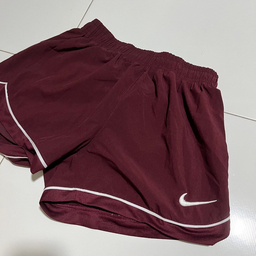 Maroon nike store shorts