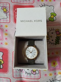 *Michael Kors watch