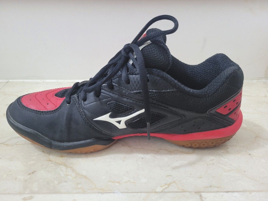 Mizuno Wave Fang SS Badminton Shoes Red and Black Colour