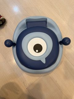 Mom & baby one-eyes potty seat