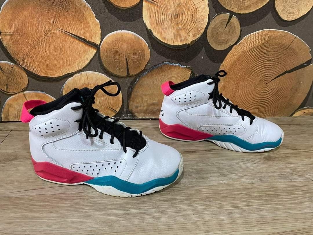 Jordan lift shop off hyper pink