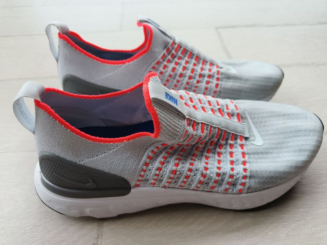 React top phantom nike