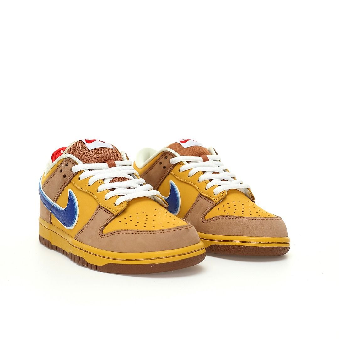 Nike SB Dunk Low