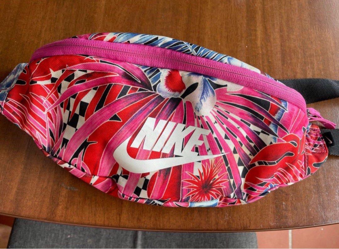 Nike floral sling bag 2025