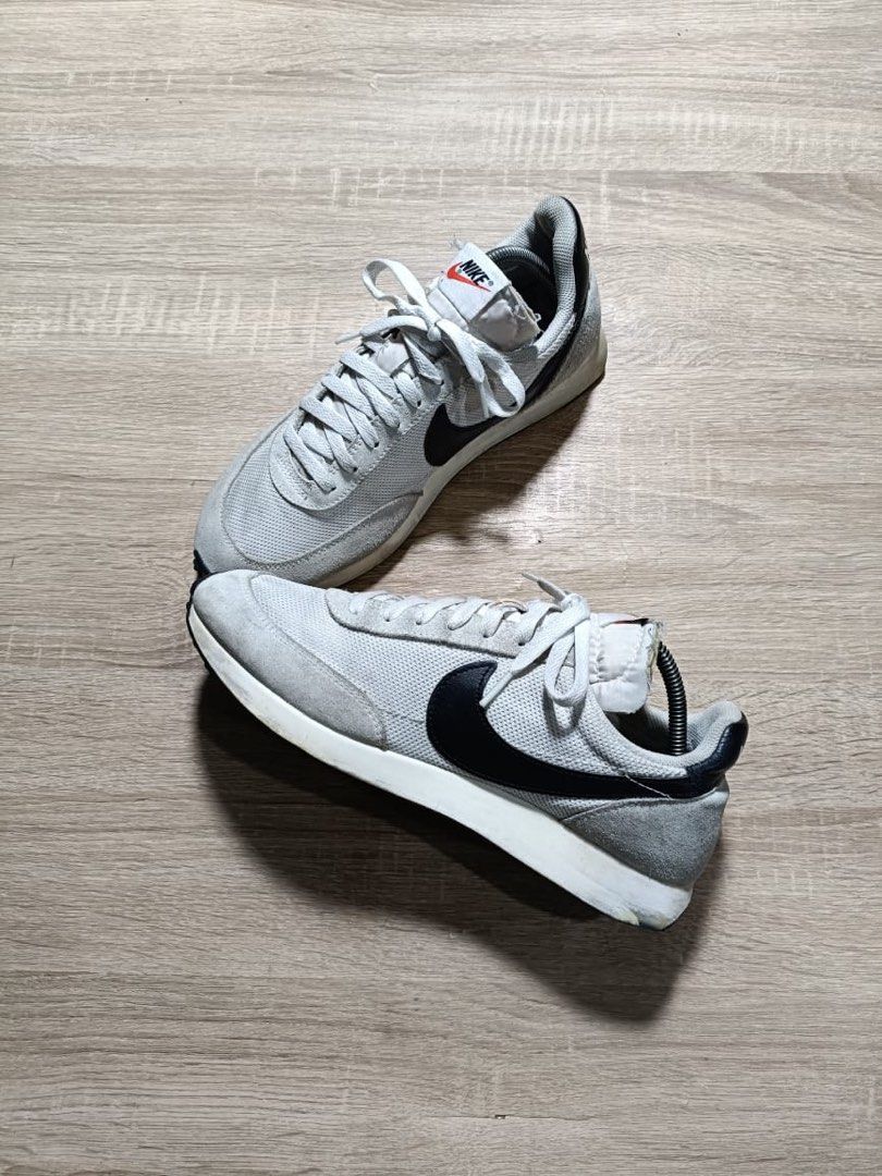 Nike tailwind hotsell size