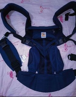 Omni ergobaby carrier