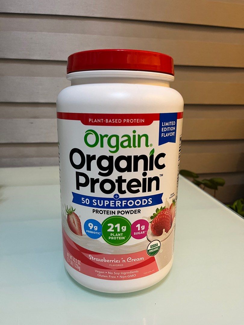 Organic Protein Whey (Category: Sports & Fitness Nutrition) located in Manila. Submitted by addison_wardrobe (Listing ID 1269441305, Image 1). Description: From Texas, US. Expiration date is 10-17-2024.