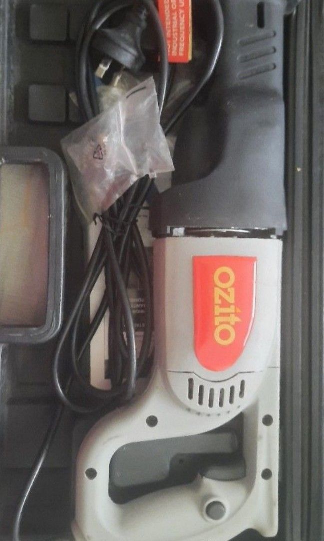 OZITO reciprocating Saw kit (Category: Construction Tools & Equipment) located in Manila. Submitted by deshenyo (Listing ID 1269353799, Image 1). Description: Reciprocating saws are a favorite tool for demolition and renovation projects. Their ability to cut through a variety of materials, including wood, metal, plastic, and even masonry, makes them ideal for breaking down walls, removing old fixtures, and taking apart structures. not used in the