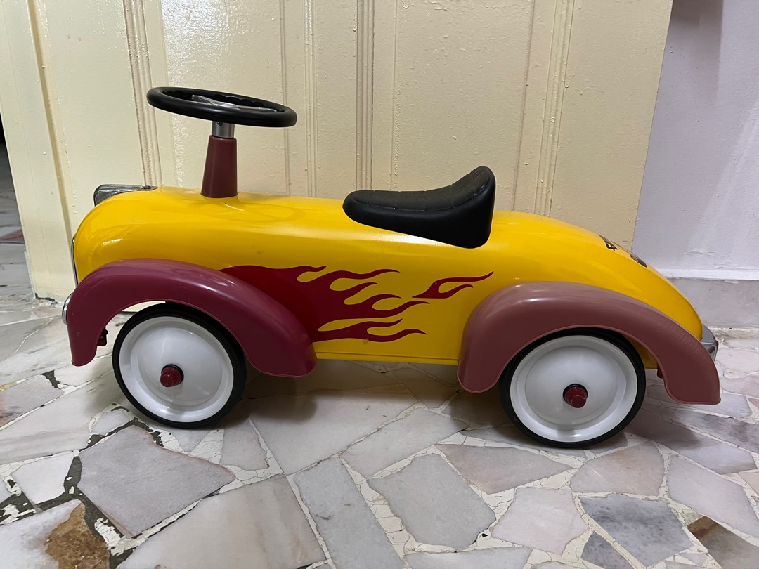 Pedal car/ ride on car, Hobbies & Toys, Collectibles & Memorabilia