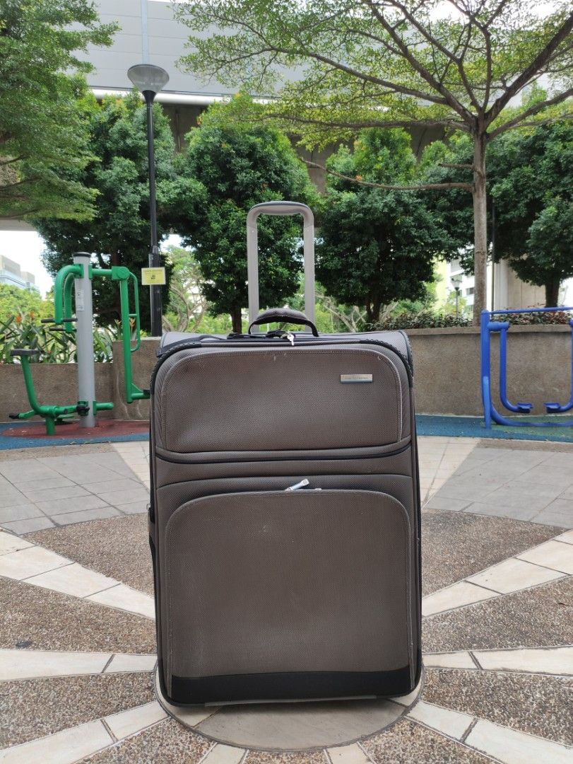 Perry Ellis Portfolio 2 Roller Wheels 28 Inches Expandable Travel