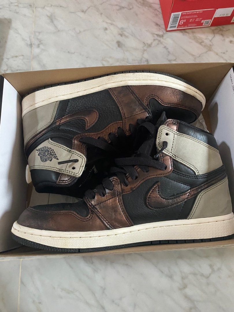 Jordan 1 and Dunks Sale/Clearance, Men's Fashion, Footwear, Sneakers on  Carousell