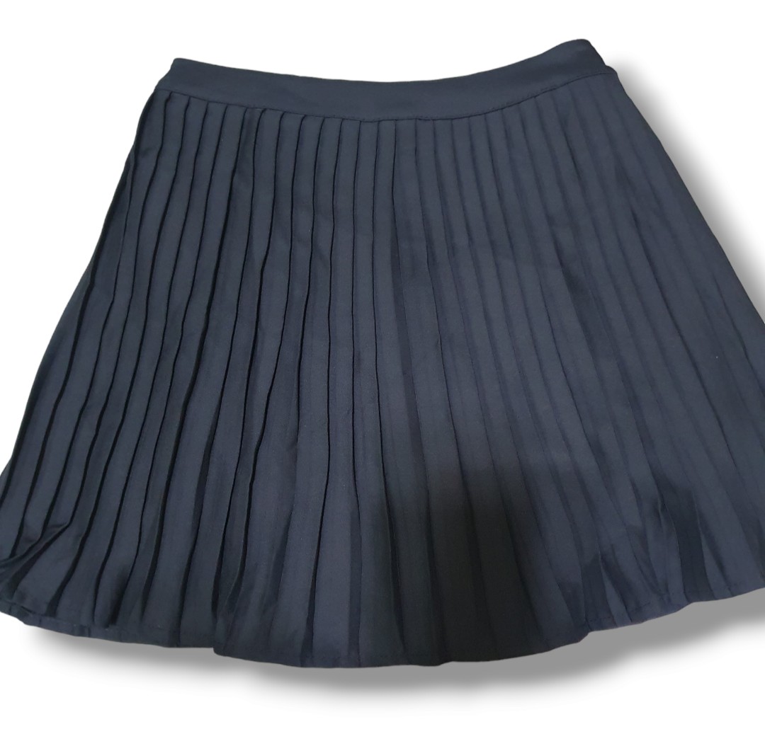 Black skort palda short asymmetrical, Women's Fashion, Bottoms, Skirts on  Carousell