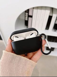 Softcase AirPods Pro Gen 1,2,3 (Silicone Case + Free Hoox )