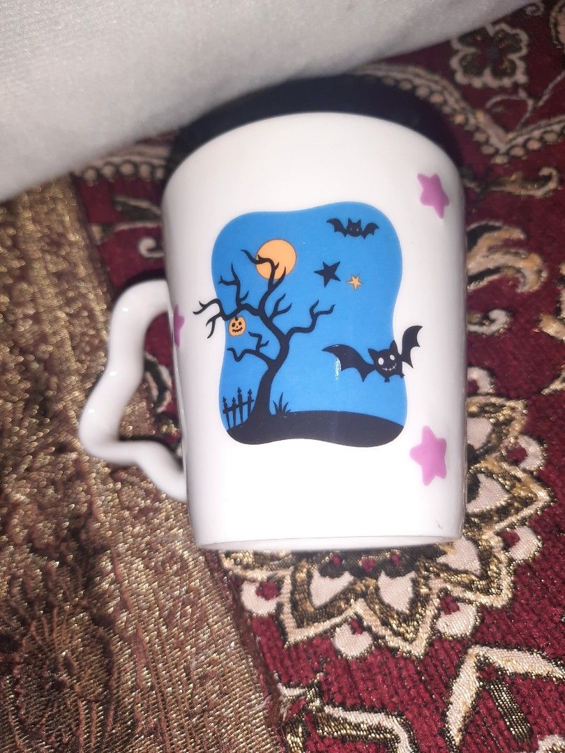 Stitch ceramic cup 3.5 inches Disney (Category: Coffee & Tea Tableware) located in Manila. Submitted by luckycharm_215 (Listing ID 1269381979, Image 2). Description: VGC.