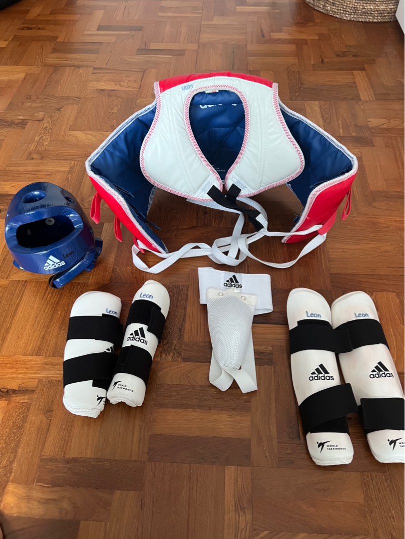 Taekwondo sparring gear set , Sports Equipment, Other Sports Equipment